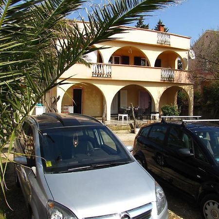 Apartments Rem Novalja Exterior foto