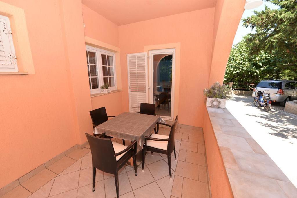 Apartments Rem Novalja Exterior foto